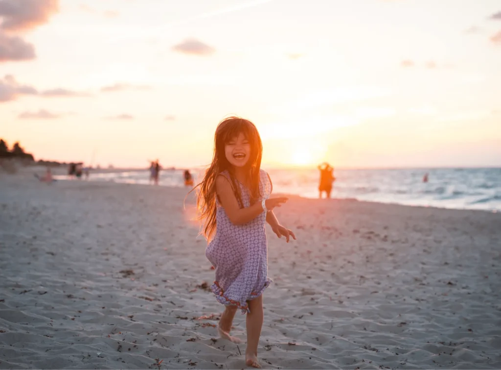fille sur la plage